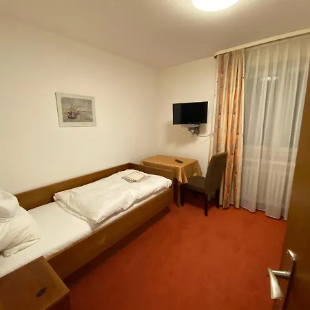 Einzelzimmer Ohne Balkon *